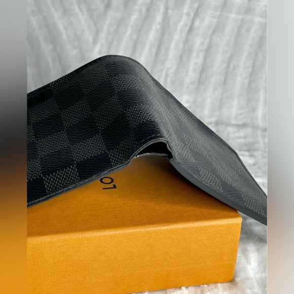 Louis Vuitton bifold wallet black graphite (mens) - Picture 9 of 9